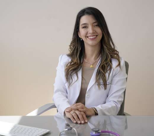 Mejores Cirujanos de Nariz en Medellín Dr Daniela Correa Cirujana Plástica