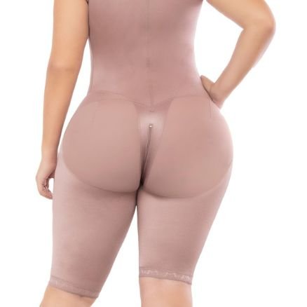 Fajas post-quirúrgicas en Medellín - Dra. Daniela Correa Cirujana Plástica