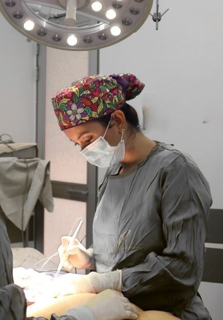 Tummy tuck en Medellín, Colombia, con la cirujana plástica Daniela Correa