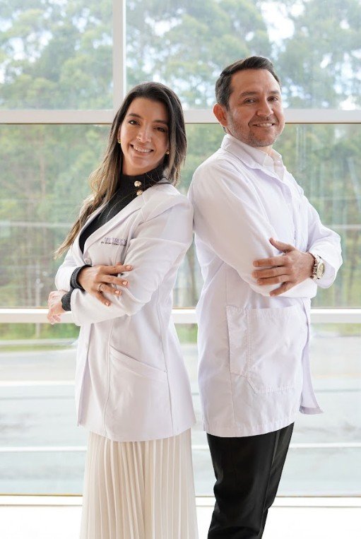 Acompañamiento para después de una lipo en Medellín - Dra. Daniela Correa, Dr. Marín Quirós