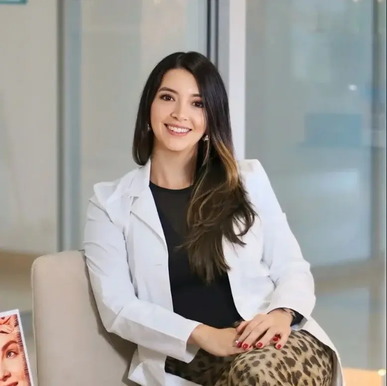 Cirugía plástica en Colombia para pacientes extranjeros-Dra. Daniela Correa